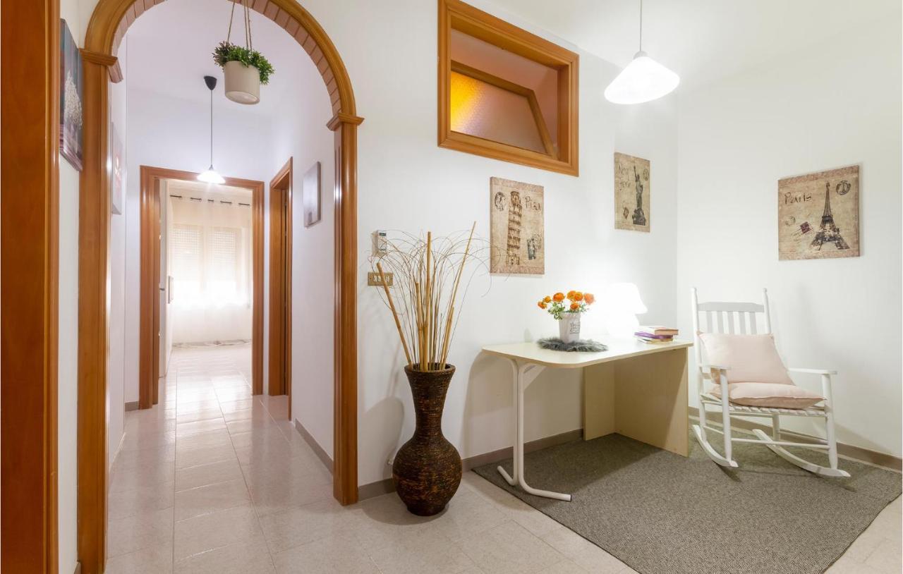 Lovely Apartment In Carovigno With Kitchen Exterior foto
